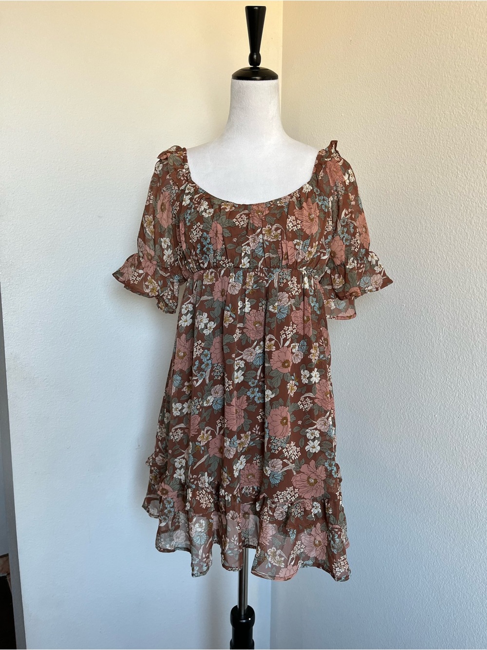 Boho Brown Floral Ruffle Short Dress size small